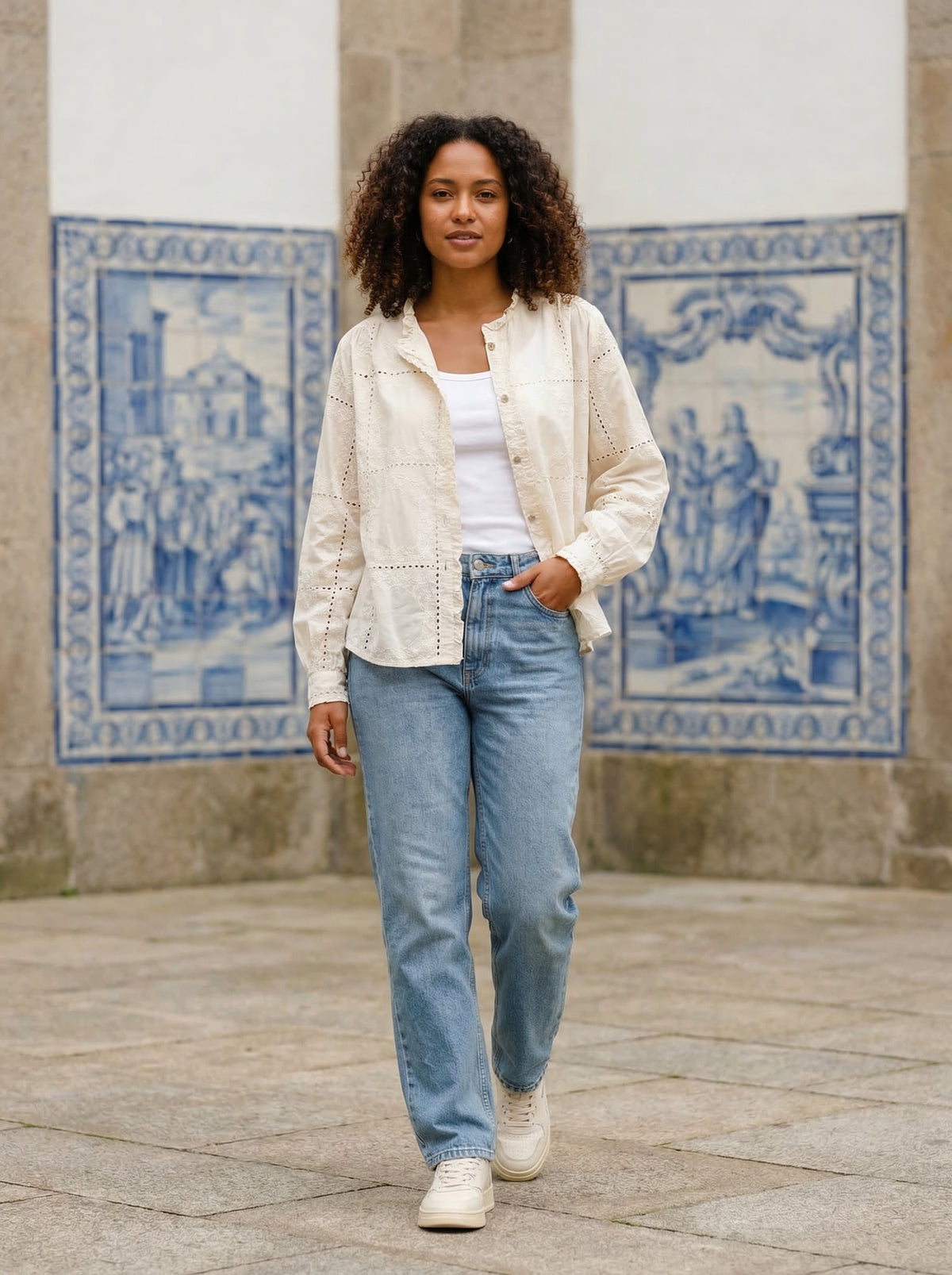 Embroidered Eyelet Blouse Cindy - Default - Diversity model shot