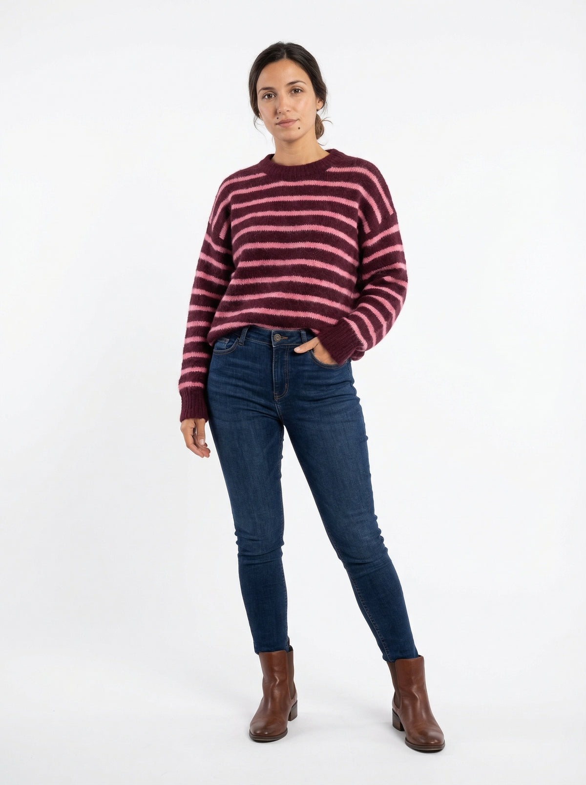 Sweater Grace - Default - Full body studio shot on white background