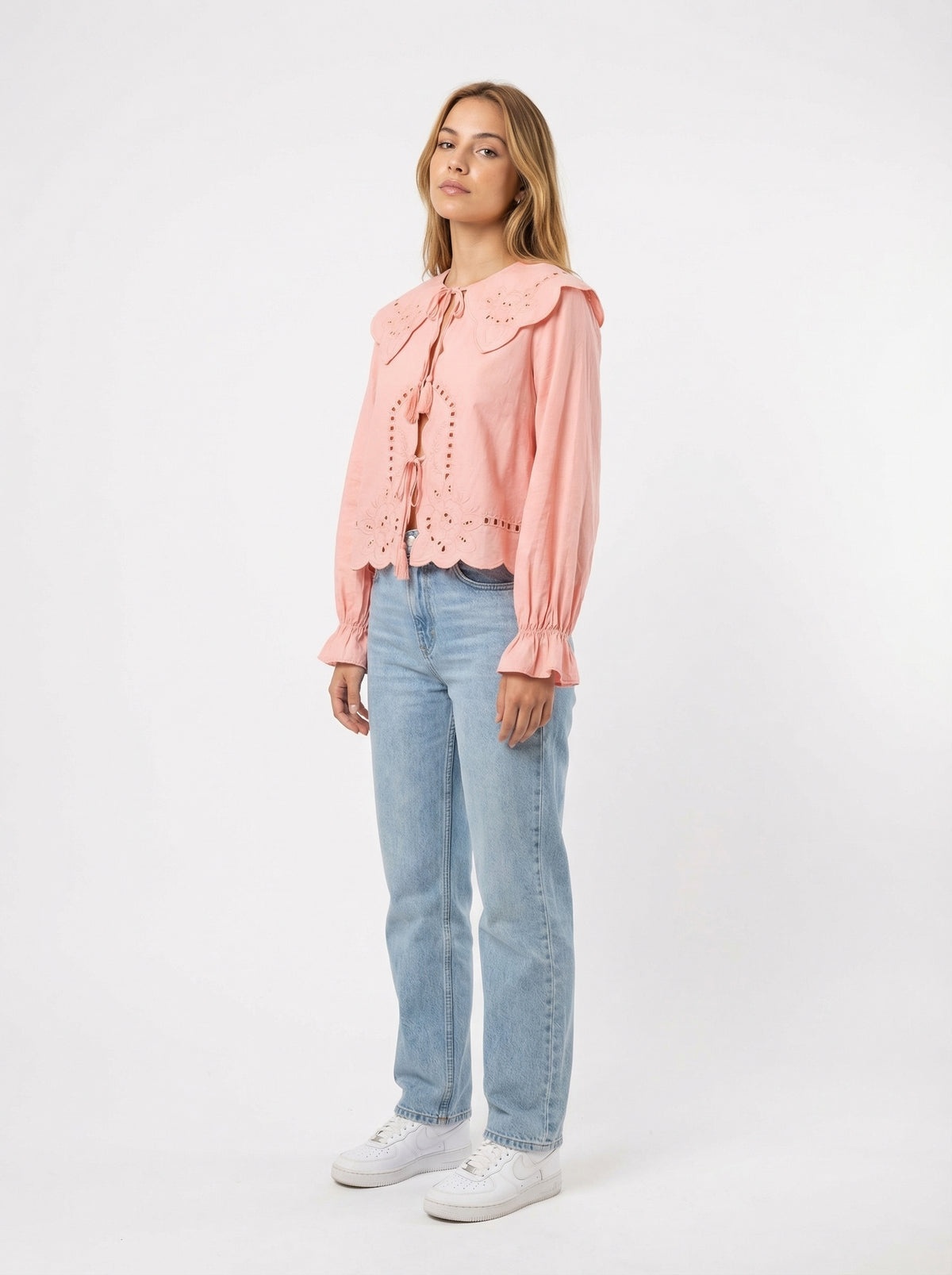 Blouse Rose - Default - Full body studio shot on white background