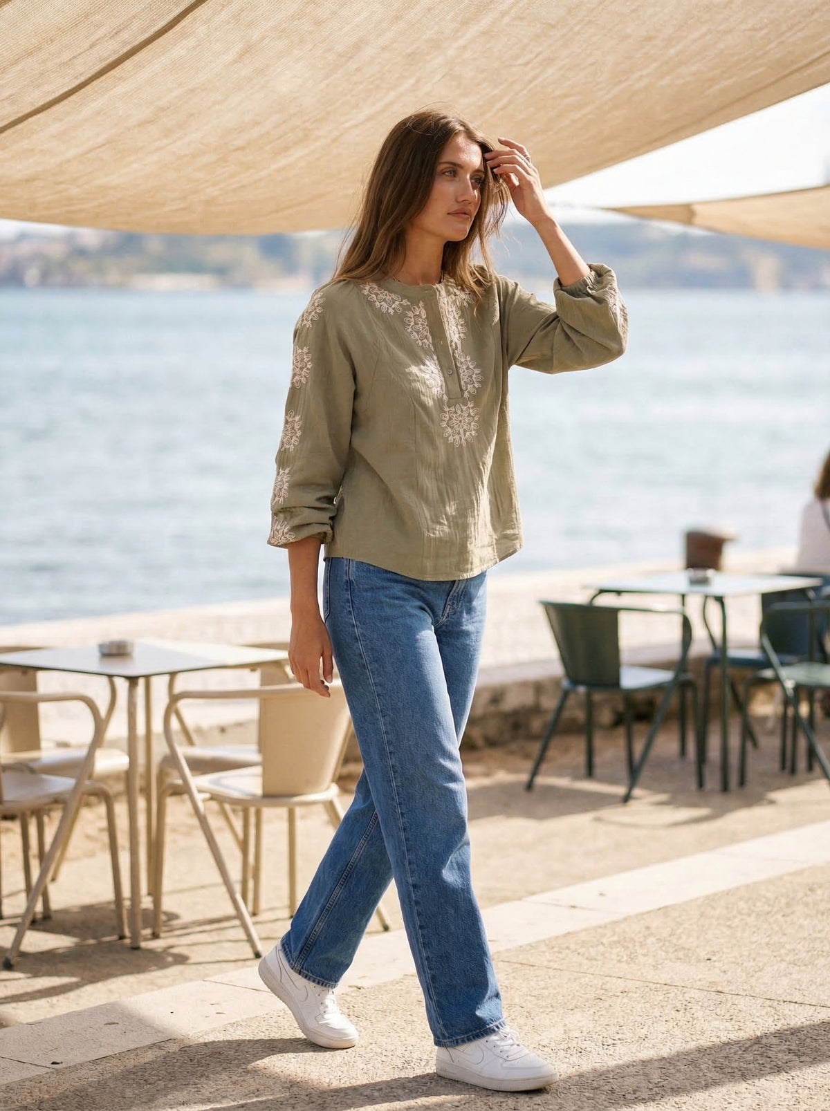 Blouse Martha - Default - Lifestyle editorial shot, alternate setting